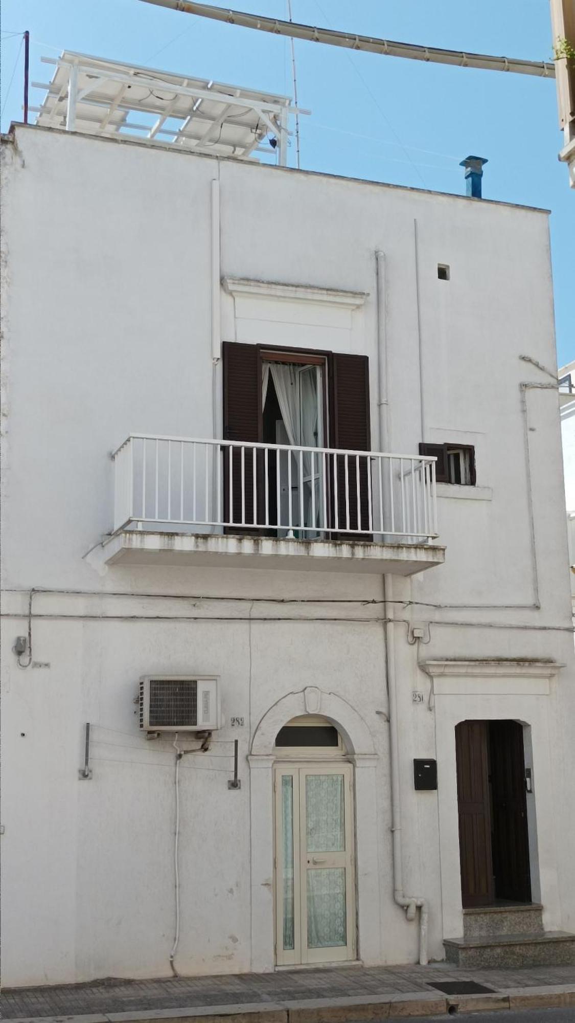 奥斯图尼Miniecocasa Ottocentesca In Zona Free-Parking Ed Ecoclimatizzata别墅 外观 照片